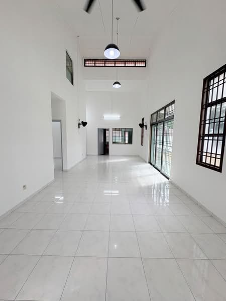 Rumah Teres 1 Tingkat untuk Dijual di Taman Puteri Wangsa (Ulu Tiram) - Bess Wong - PropertyGuru.com.my