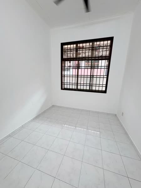 Rumah Teres 1 Tingkat untuk Dijual di Taman Puteri Wangsa (Ulu Tiram) - Bess Wong - PropertyGuru.com.my