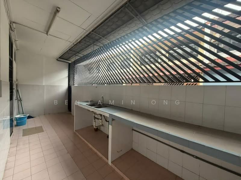 2-storey Terraced House for Rent in Taman Bukit Mewah (Tampoi) - Benjamin Ong - Exterior - PropertyGuru.com.my