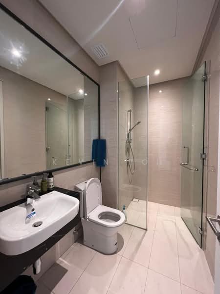 Servis Apartment untuk Dijual di Service Suites @ Pavilion Embassy - Kevin Poh - Bathroom - PropertyGuru.com.my