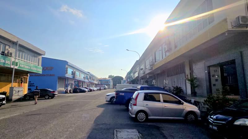 Factory for Rent in Bandar Bukit Puchong (Puchong) - Grace Tan - PropertyGuru.com.my