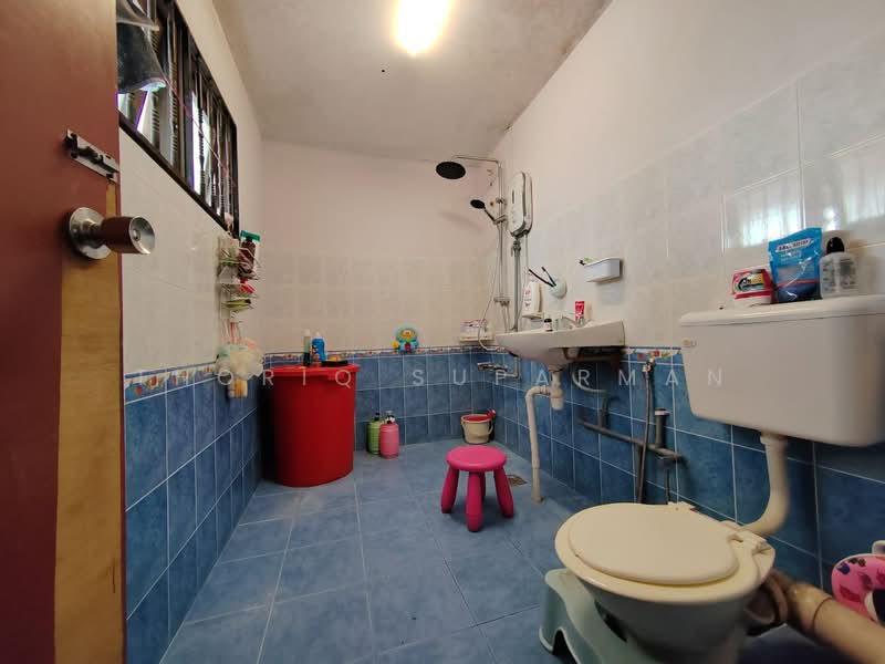 2-storey Terraced House for Sale in Bandar Baru Bangi (Selangor) - Thoriq Suparman - Bathroom - PropertyGuru.com.my