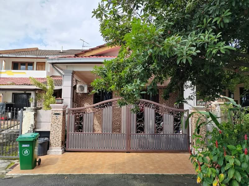 2-storey Terraced House for Sale in Bandar Baru Bangi (Selangor) - Thoriq Suparman - Exterior - PropertyGuru.com.my