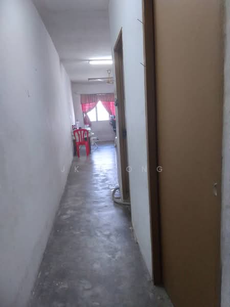 Flat for Sale at Lestari Apartment - JK Leong - Corridor - PropertyGuru.com.my