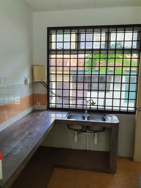 2-storey Terraced House for Rent in Taman Bestari Indah (Ulu Tiram) - Nick Low - Kitchen - PropertyGuru.com.my