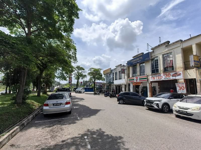 Kedai / Pejabat untuk Dijual di Taman Cahaya Masai (Pasir Gudang) - Ong Lih Shyan - Exterior - PropertyGuru.com.my