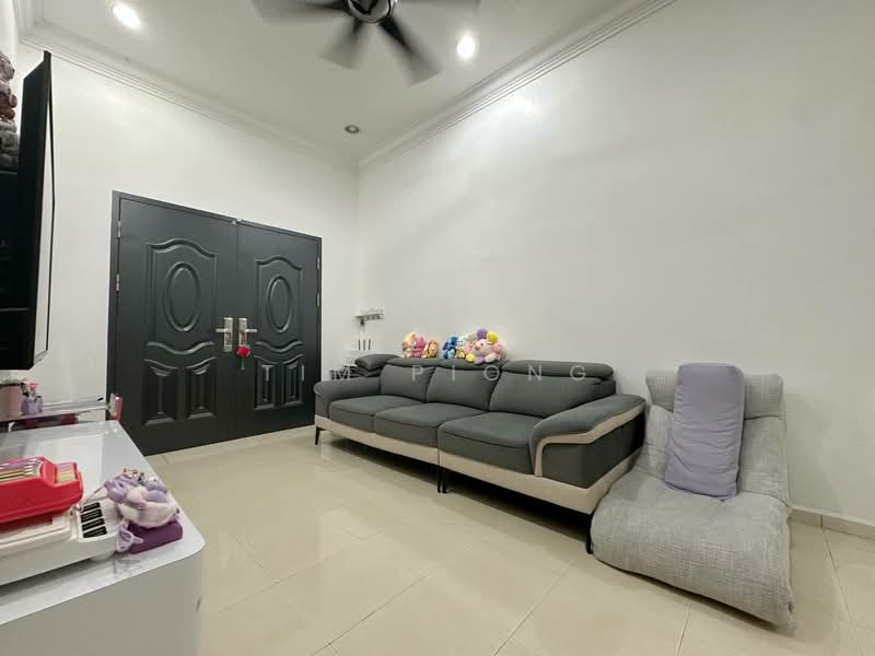 1-storey Terraced House for Sale in Taman Bertam Indah (Tanjong Minyak) - Tim Piong - Living Room - PropertyGuru.com.my
