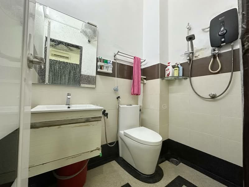 1-storey Terraced House for Sale in Taman Bertam Indah (Tanjong Minyak) - Tim Piong - Bathroom - PropertyGuru.com.my