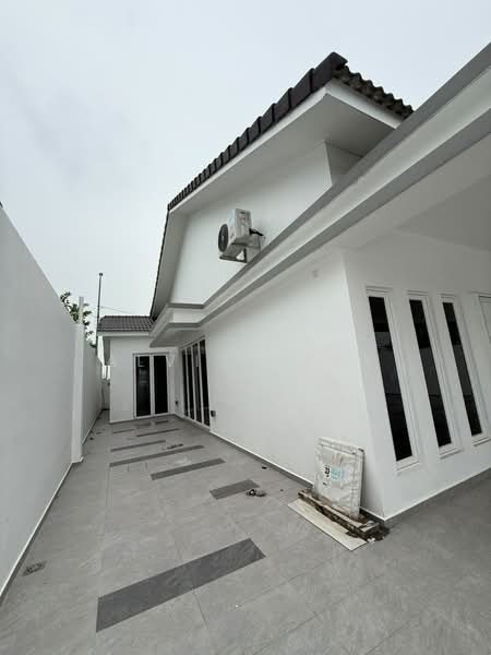 Semi-Detached House for Sale in Taman Ungku Tun Aminah (Skudai) - Alviss Tay - Exterior - PropertyGuru.com.my