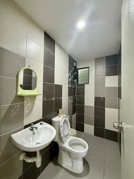 Service Residence for Rent at Residensi Mutiara Kajang 2 - Sarah Chee - Bathroom - PropertyGuru.com.my