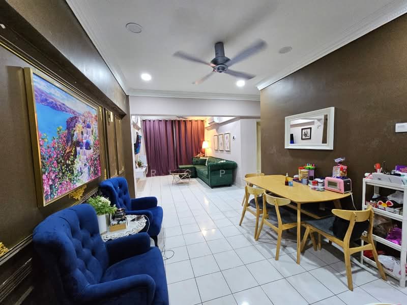 Apartment for Sale at Vista Saujana - Eric Per - Living Room - PropertyGuru.com.my