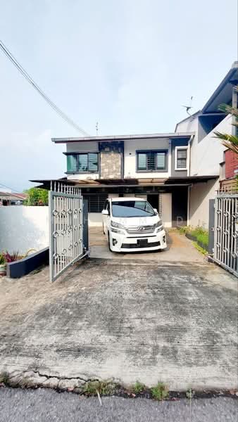 Rumah Teres 2 Tingkat untuk Dijual di Seri Kembangan (Selangor) - Muhammad Muadz - Exterior - PropertyGuru.com.my