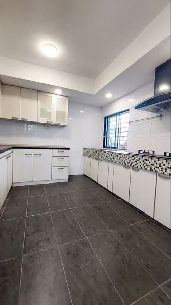 Rumah Teres 2 Tingkat untuk Dijual di Seri Kembangan (Selangor) - Muhammad Muadz - Kitchen - PropertyGuru.com.my