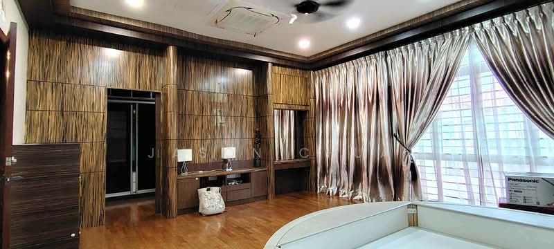 Rumah Berkembar untuk Dijual di Taman Sutera Utama (Skudai) - Jason Chua - Bedroom - PropertyGuru.com.my