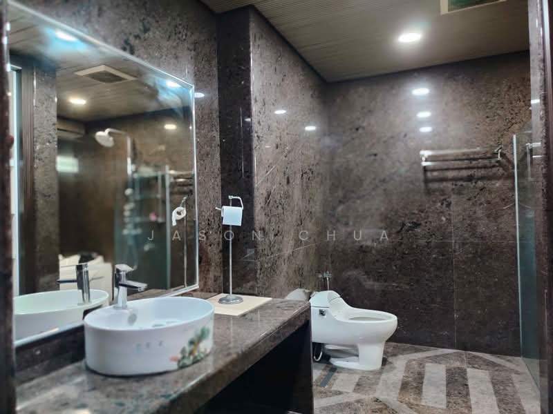 Rumah Berkembar untuk Dijual di Taman Sutera Utama (Skudai) - Jason Chua - Bathroom - PropertyGuru.com.my