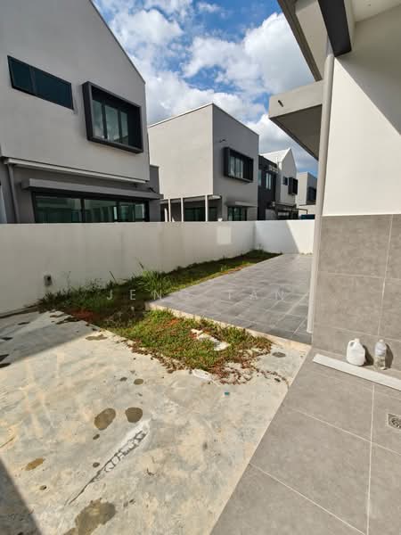 Semi-Detached House for Sale in Kuching (Sarawak) - Jeno Tan - Exterior - PropertyGuru.com.my