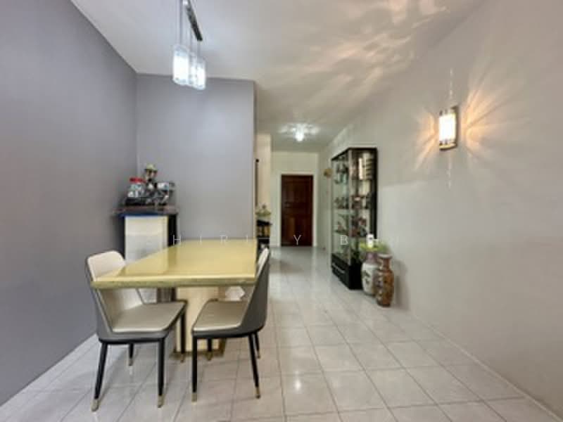 Pangsapuri untuk Dijual di Relau Vista Apartment - Shirley Beh - Dining Room - PropertyGuru.com.my