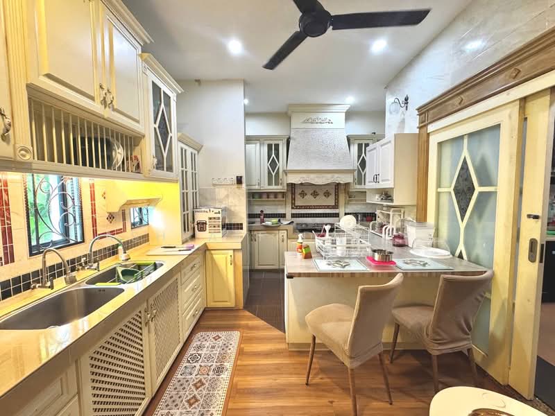 Bungalow for Sale in Kampung Melayu Frim Kepong (Kepong) - Ashraff Daniel - Kitchen - PropertyGuru.com.my