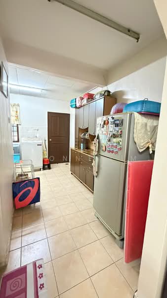 2-storey Terraced House for Rent in Taman Puteri Wangsa (Ulu Tiram) - Yvonne Lim - Kitchen - PropertyGuru.com.my