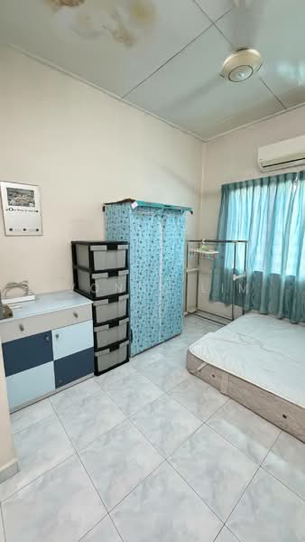 2-storey Terraced House for Rent in Taman Puteri Wangsa (Ulu Tiram) - Yvonne Lim - Bedroom - PropertyGuru.com.my