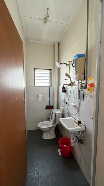 2-storey Terraced House for Rent in Taman Puteri Wangsa (Ulu Tiram) - Yvonne Lim - Bathroom - PropertyGuru.com.my