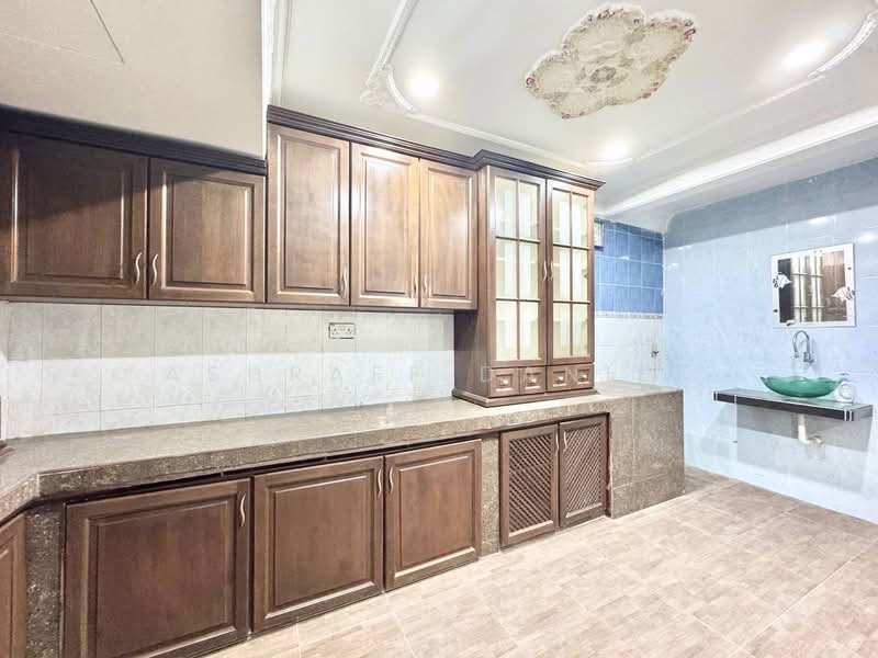Rumah Teres 2 Tingkat untuk Dijual di Taman Segambut SPPK (Batu) - Ashraff Daniel - Kitchen - PropertyGuru.com.my