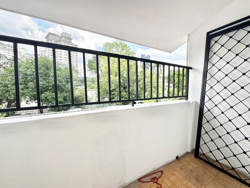 Rumah Teres 2 Tingkat untuk Dijual di Taman Segambut SPPK (Batu) - Ashraff Daniel - Balcony - PropertyGuru.com.my