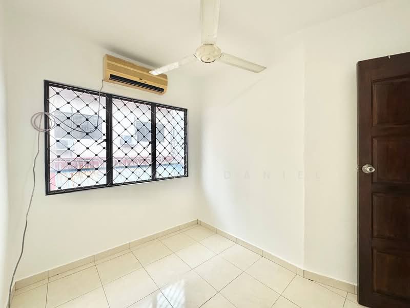 Rumah Teres 2 Tingkat untuk Dijual di Taman Segambut SPPK (Batu) - Ashraff Daniel - PropertyGuru.com.my