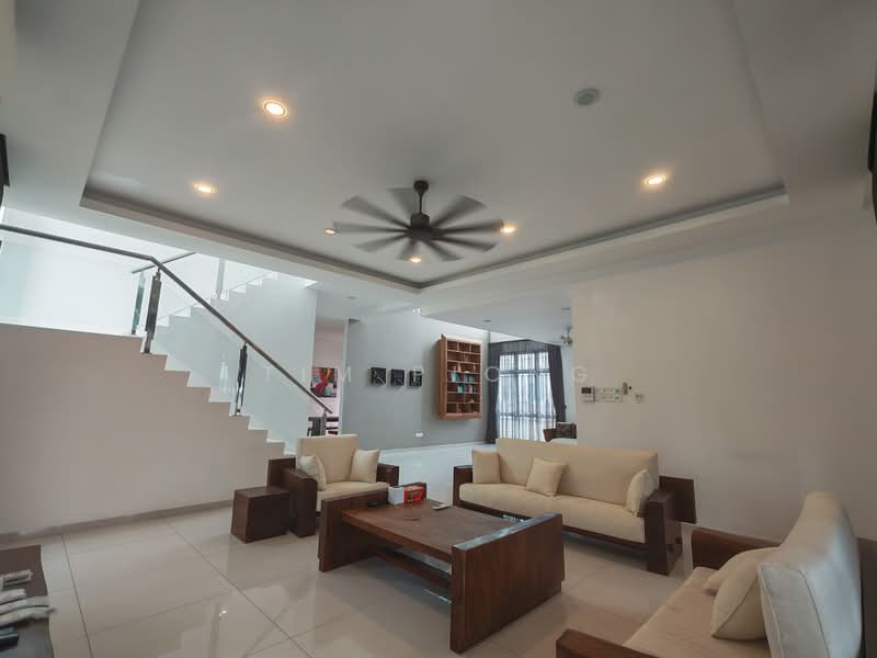Rumah Banglo untuk Dijual di Taman Vista Kirana (Bukit Katil) - Tim Piong - Living Room - PropertyGuru.com.my