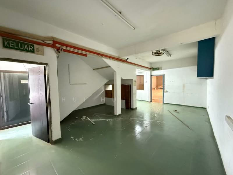 Factory for Rent in Johor Bahru (Johor) - Hui Hui Lim - Entrance - PropertyGuru.com.my