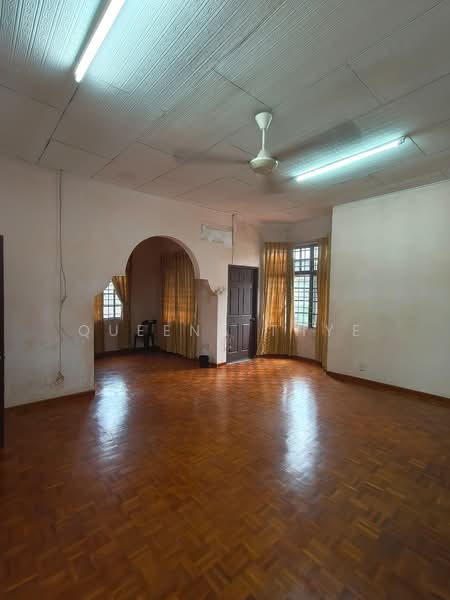 Semi-Detached House for Sale in Kampung Yahya Awal (Johor Bahru) - Queena Thye - PropertyGuru.com.my