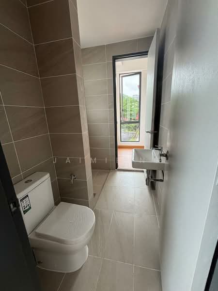 3-storey Terraced House for Sale in Taman Connaught (Cheras) - Jaimie Ng - PropertyGuru.com.my
