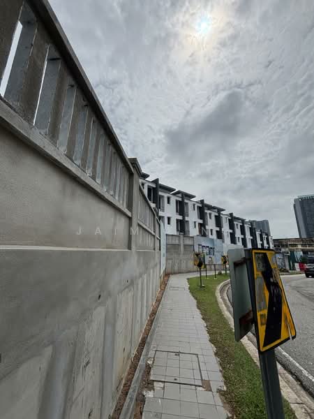 3-storey Terraced House for Sale in Taman Connaught (Cheras) - Jaimie Ng - PropertyGuru.com.my