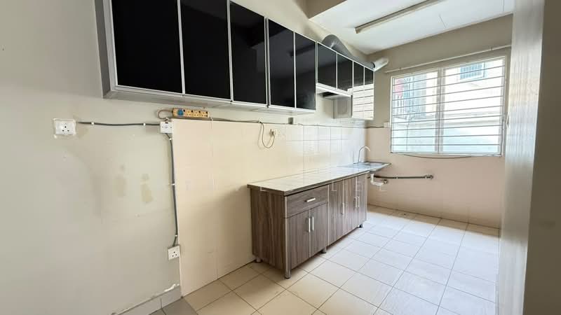 Semi-Detached House for Sale in Rawang (Selangor) - Steven Lee - Kitchen - PropertyGuru.com.my