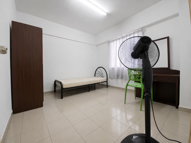 Rumah Flat untuk Disewa di Desa Airmas Flat - Amy Toh - Bedroom - PropertyGuru.com.my