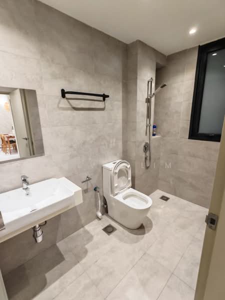 Servis Apartment untuk Disewa di Arunya @ KL North - Calvin Lim - Bathroom - PropertyGuru.com.my