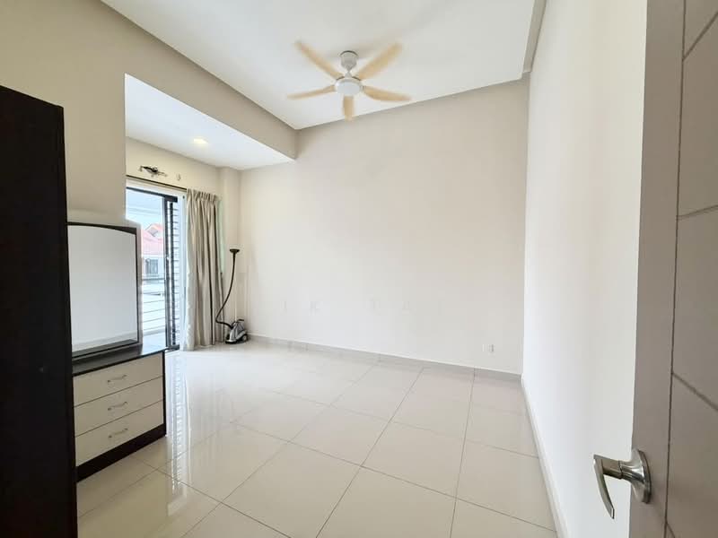 Rumah Berkembar untuk Dijual di Bandar Dato Onn (Tebrau) - Yik Tat - PropertyGuru.com.my