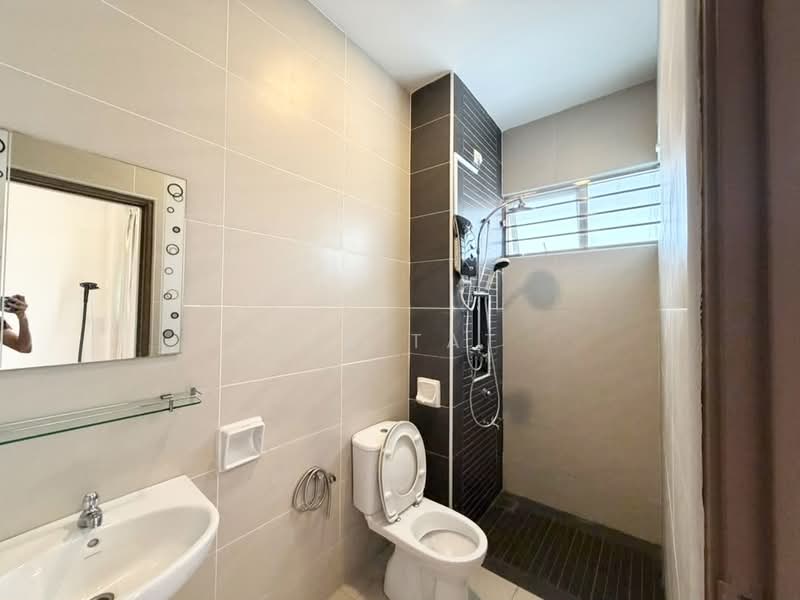 Rumah Berkembar untuk Dijual di Bandar Dato Onn (Tebrau) - Yik Tat - PropertyGuru.com.my