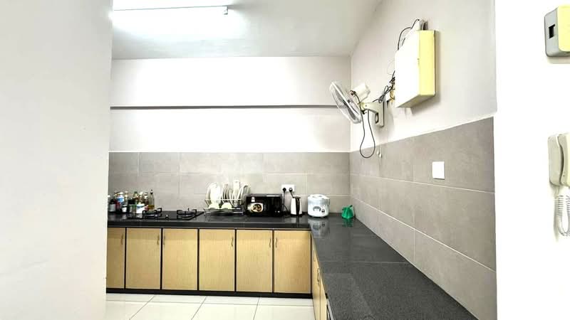 Kondominium untuk Disewa di Gardens Ville - Amy Toh - Kitchen - PropertyGuru.com.my