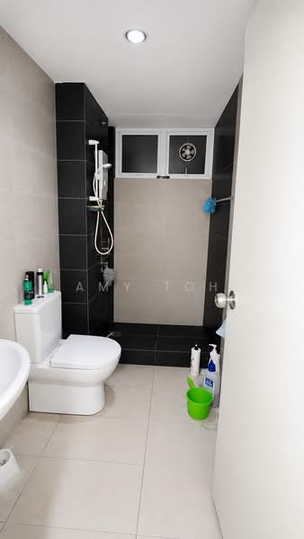 Kondominium untuk Disewa di Gardens Ville - Amy Toh - Bathroom - PropertyGuru.com.my