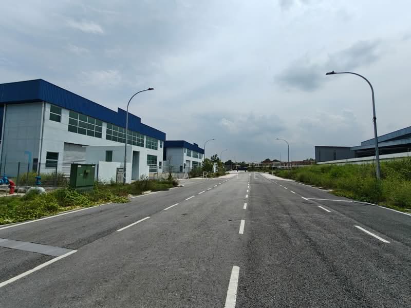 Warehouse for Rent in Kawasan Perindustrian Kundang (Rawang) - Oscar Lee - Exterior - PropertyGuru.com.my