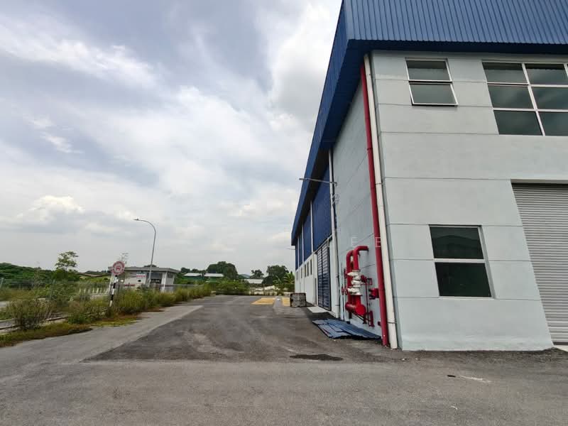 Warehouse for Rent in Kawasan Perindustrian Kundang (Rawang) - Oscar Lee - Exterior - PropertyGuru.com.my
