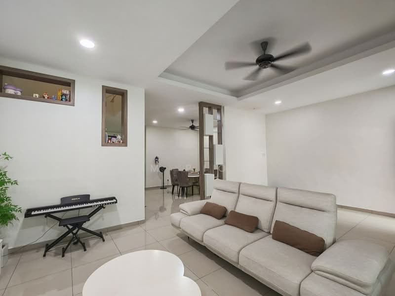 2-storey Terraced House for Sale in Taman Desa Cheng Perdana (Cheng) - Tim Piong - Living Room - PropertyGuru.com.my
