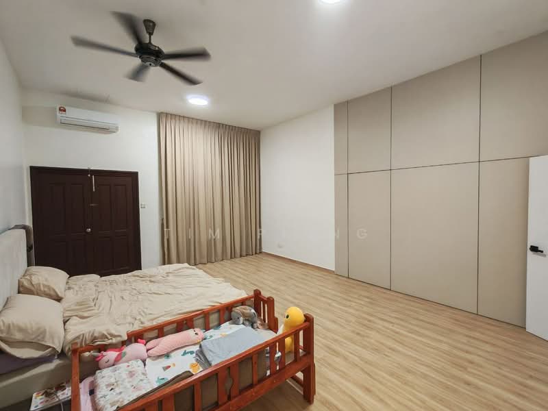 2-storey Terraced House for Sale in Taman Desa Cheng Perdana (Cheng) - Tim Piong - Bedroom - PropertyGuru.com.my
