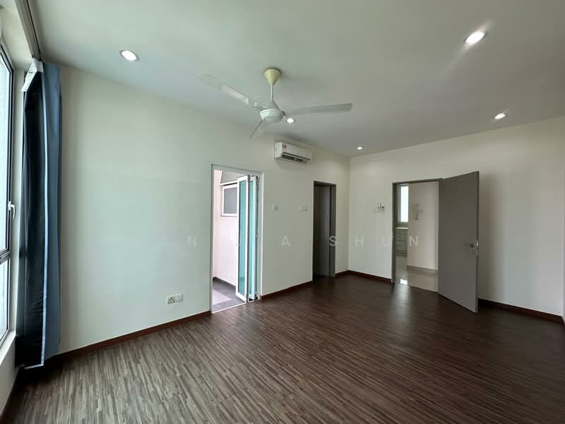 Servis Apartment untuk Disewa di The Loft @ ZetaPark - Wan Jia Shun - Living Room - PropertyGuru.com.my
