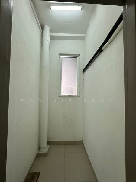 Servis Apartment untuk Disewa di The Loft @ ZetaPark - Wan Jia Shun - Corridor - PropertyGuru.com.my