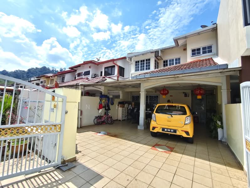Rumah Teres untuk Dijual di Bukit Indah (Ampang) - Hani Hamzah - Exterior - PropertyGuru.com.my