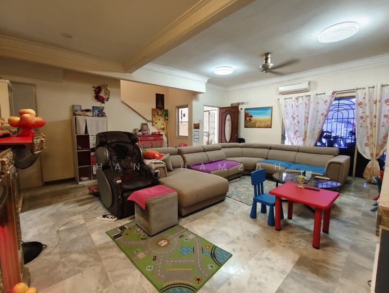 Rumah Teres untuk Dijual di Bukit Indah (Ampang) - Hani Hamzah - Living Room - PropertyGuru.com.my