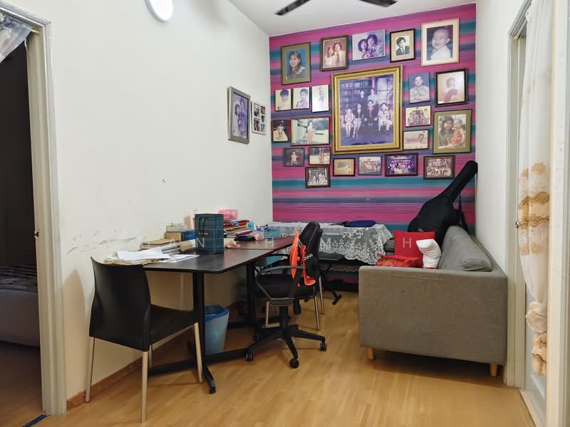 Rumah Teres untuk Dijual di Bukit Indah (Ampang) - Hani Hamzah - Study - PropertyGuru.com.my