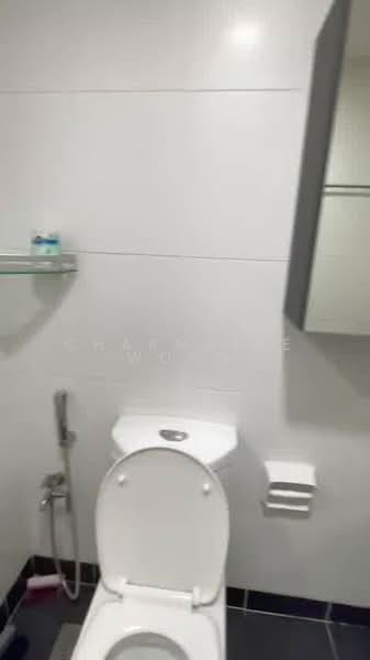 Kondominium untuk Disewa di Residence 8 - Charmaine Wong - Bathroom - PropertyGuru.com.my